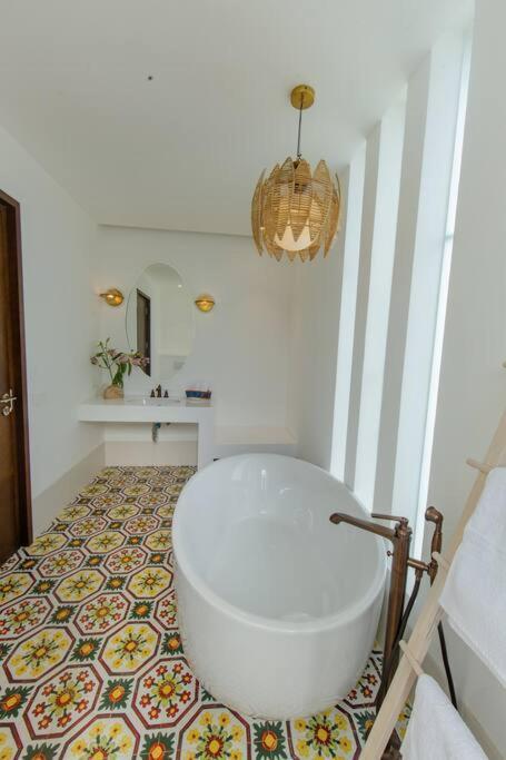 Presidential Luxury Villa Anjuna With Pvt Pool & Bathtub, Most Prime Location Екстериор снимка